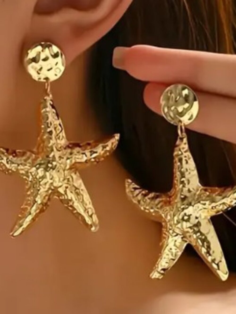 Lightweight Iron Starfish Shaped Earrings 18K Gold Plated for Summer Vacation